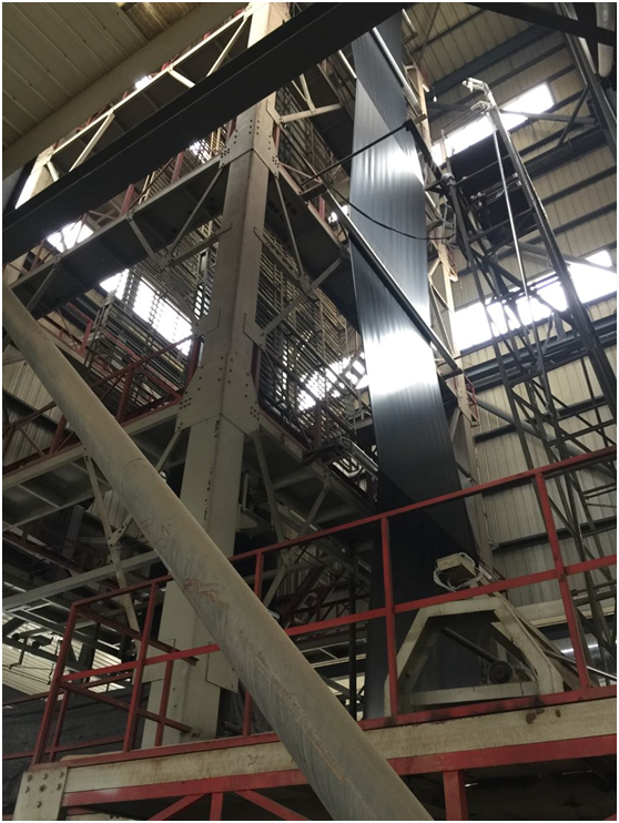 土工膜焊接后排雨水溝如何設(shè)計才能完美