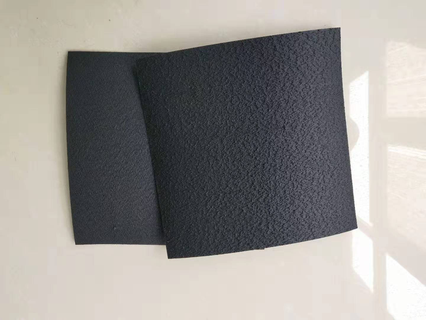 HDPE單糙面土工膜的性能參數(shù)實驗結(jié)論