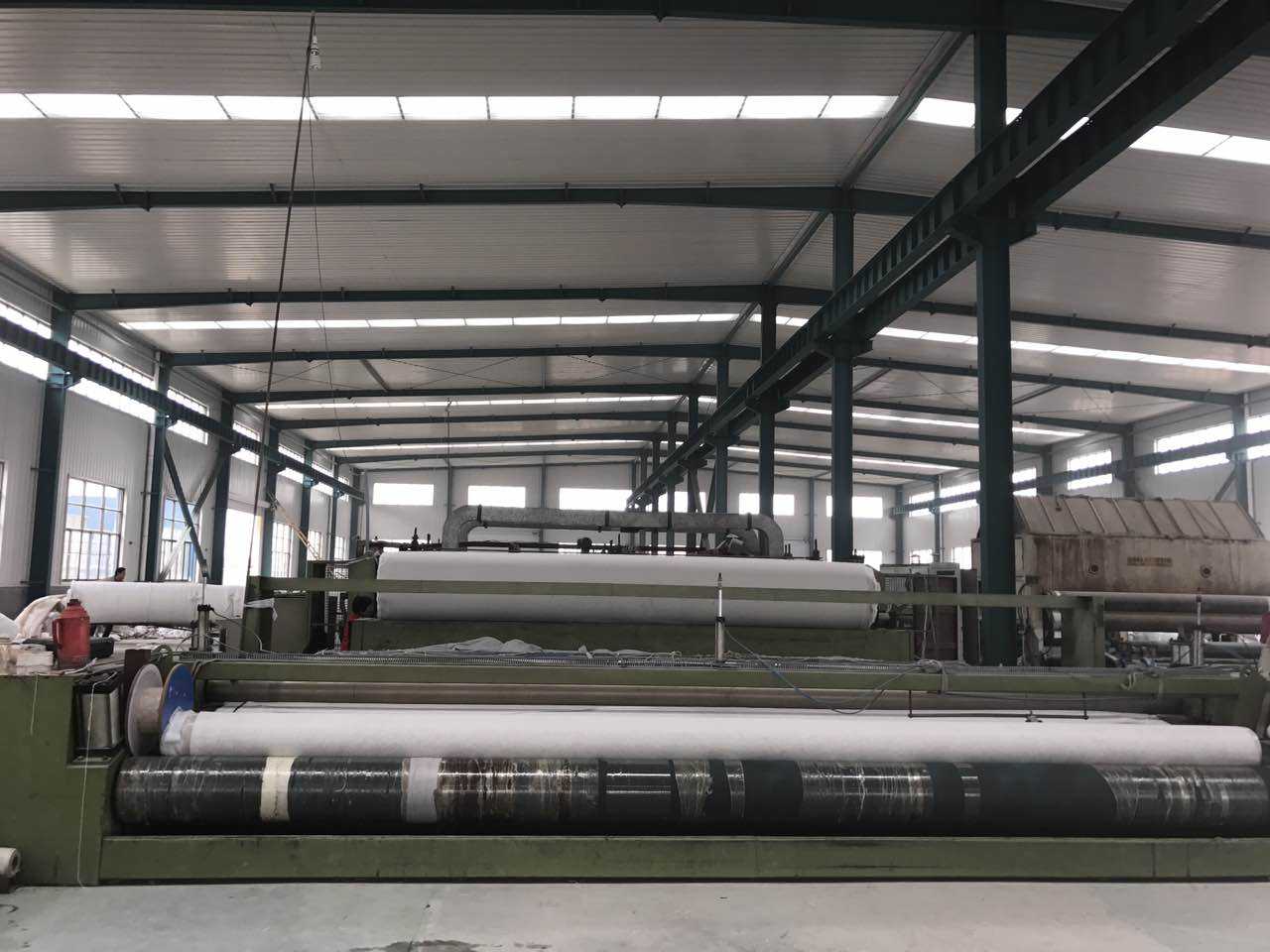 復(fù)合土工布作為防滲主體如何實(shí)現(xiàn)防滲截流?