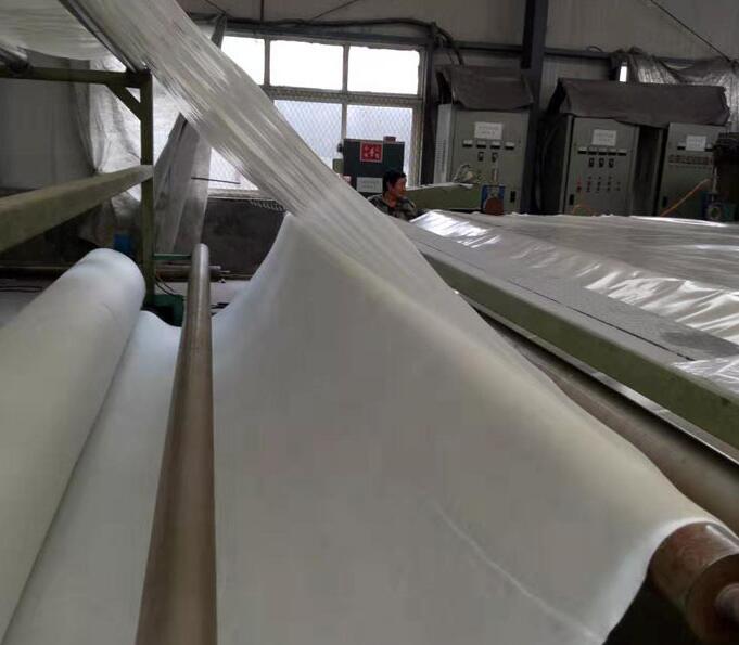 復合土工膜接縫加固及方法