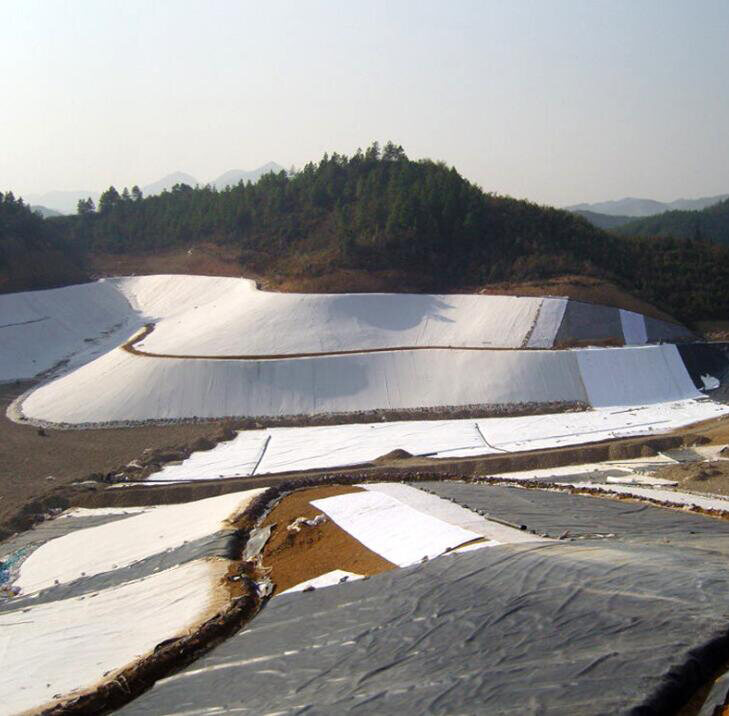 復(fù)合土工膜的防滲性能如何做到防水?